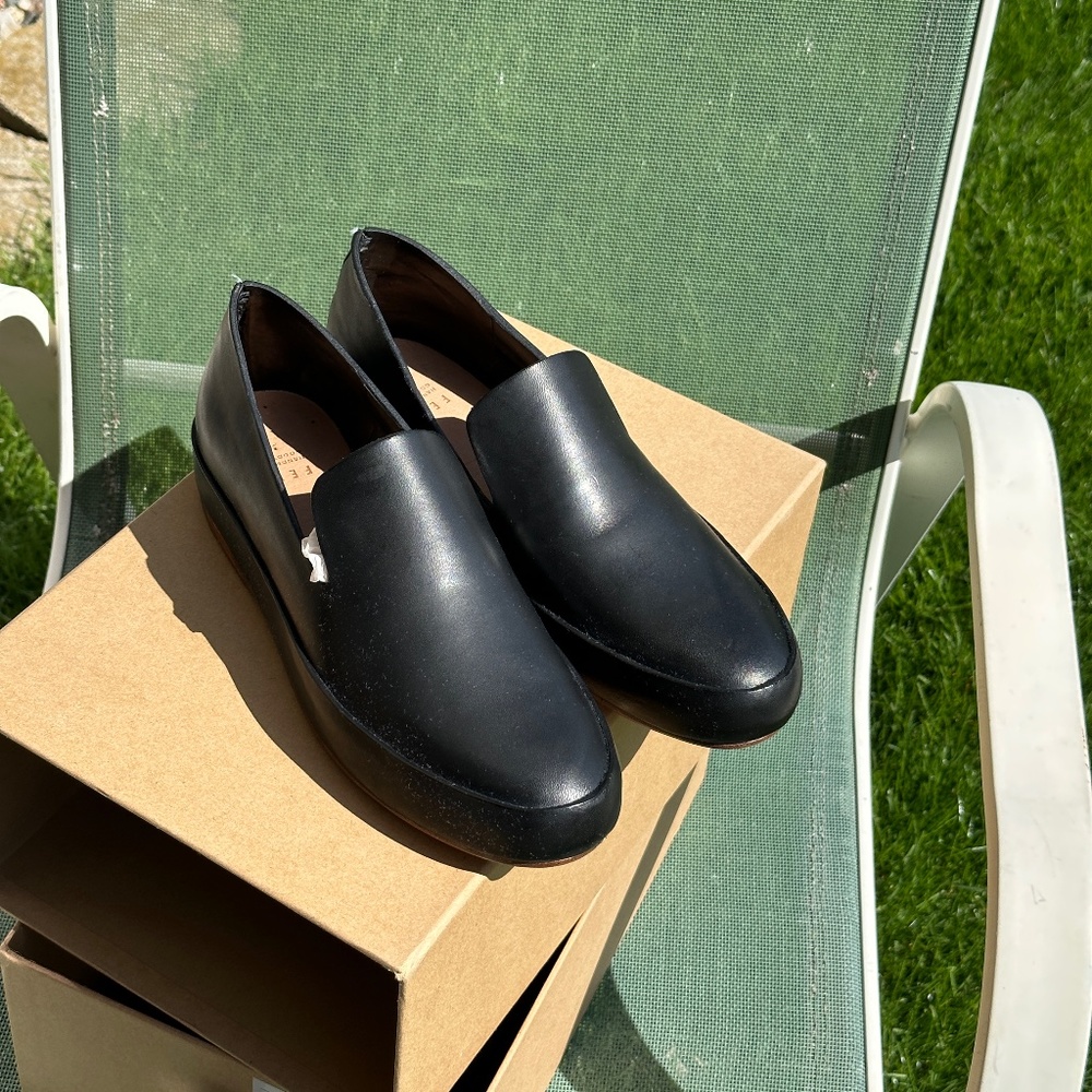 NWT FEIT | Hand Sewn Slipper Tan